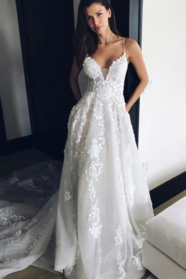 Anneprom V Neck Spaghetti Straps Appliques Court Train Tulle Wedding Dress APW0159