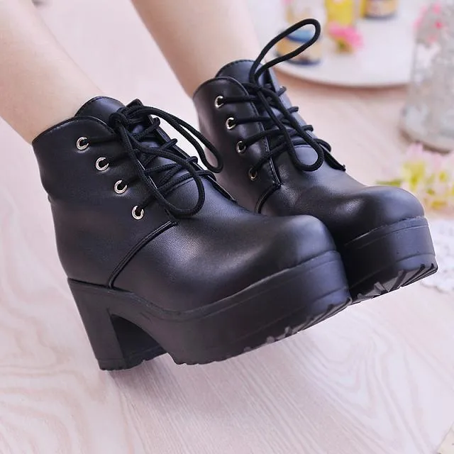 Chunky platform block heel combat booties front lace ankle booties