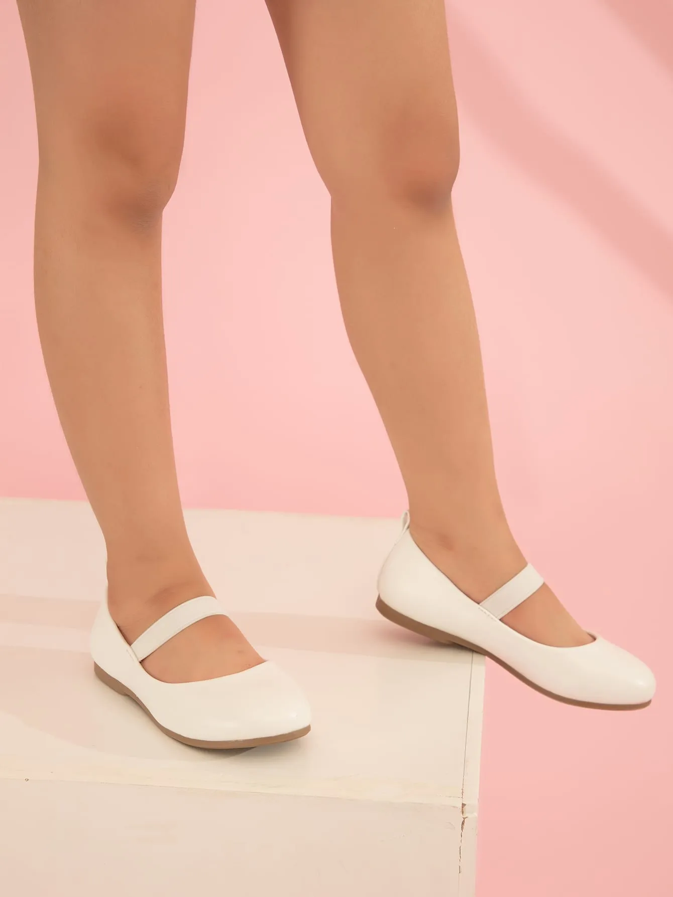 Girls Minimalist Elastic Strap Flats