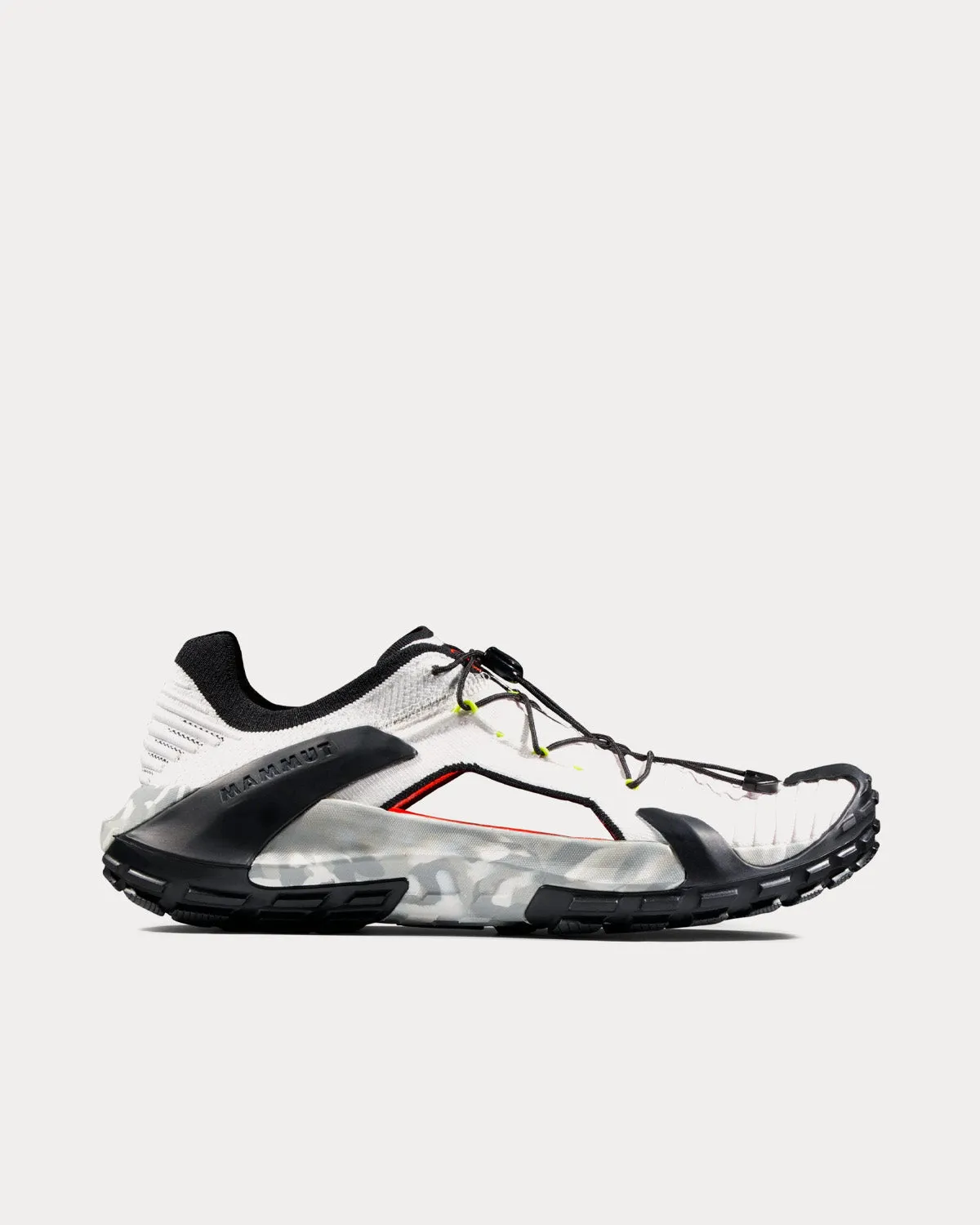 Hueco II Air Low White / Black Running Shoes