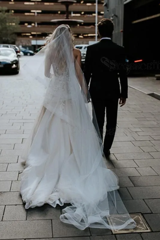 Ivory A-Line Sweetheart Lace Applique Tulle Strapless Beach Wedding Dress N1783