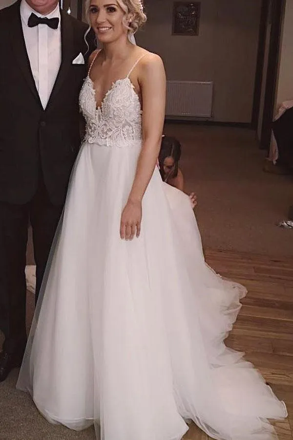 Ivory Backless Spaghetti Straps Tulle Beach Wedding Dress Lace Applique Bridal Dress N2415
