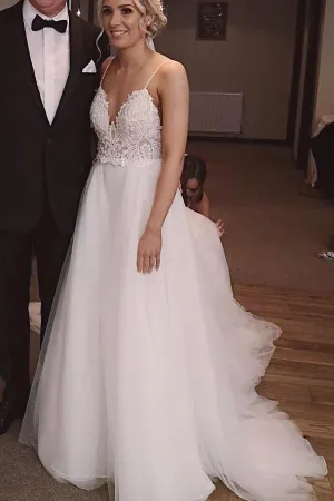 Ivory Backless Spaghetti Straps Tulle Beach Wedding Dress Lace Applique Bridal Dress N2415