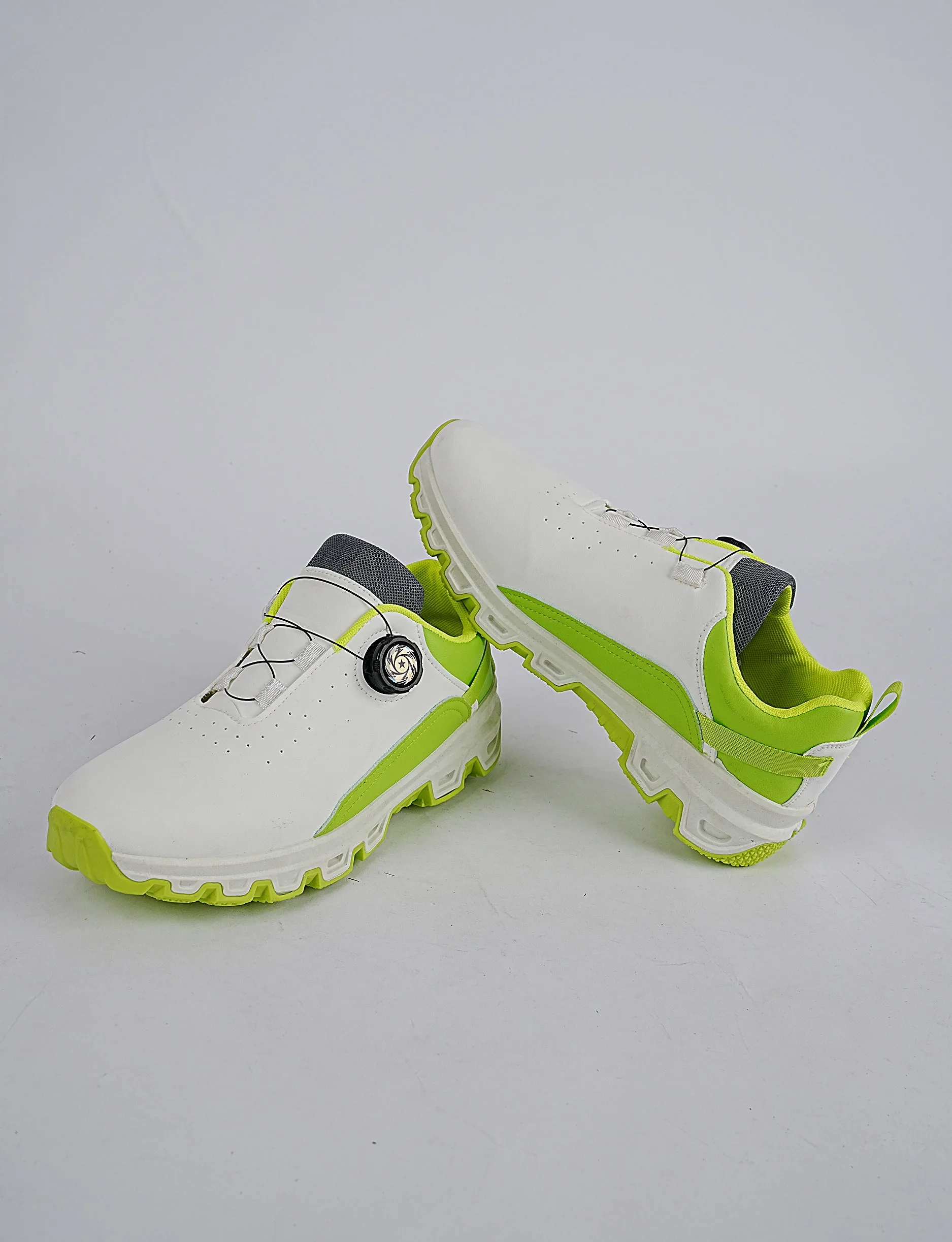 LimeStride Men's Golf Sneakers