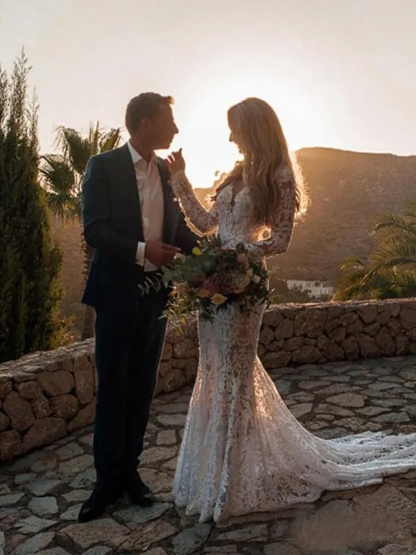 Long Sleeve Lace V Neck Boho Wedding Dress Beach Wedding Gown N1479