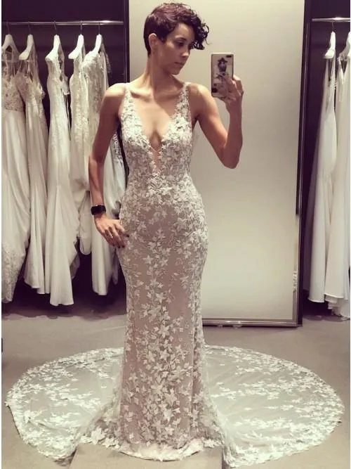 Mermaid V-Neck Backless Court Train Wedding Dress with Lace Appliques PFW0348