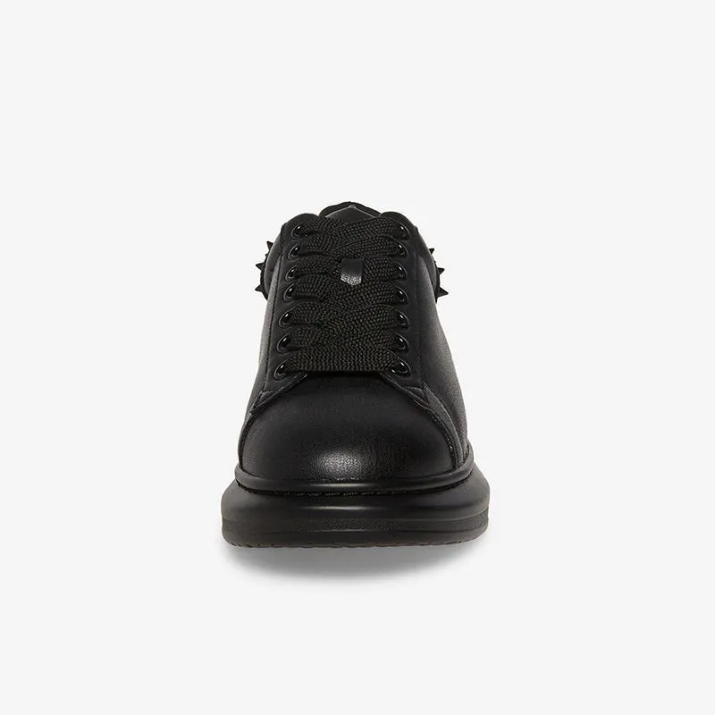 Round Toe Lace Up Spike Sneakers