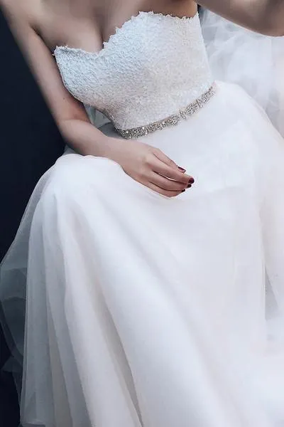 Sweetheart A-line  Lace Tulle Wedding Dresses With Court Train WD091