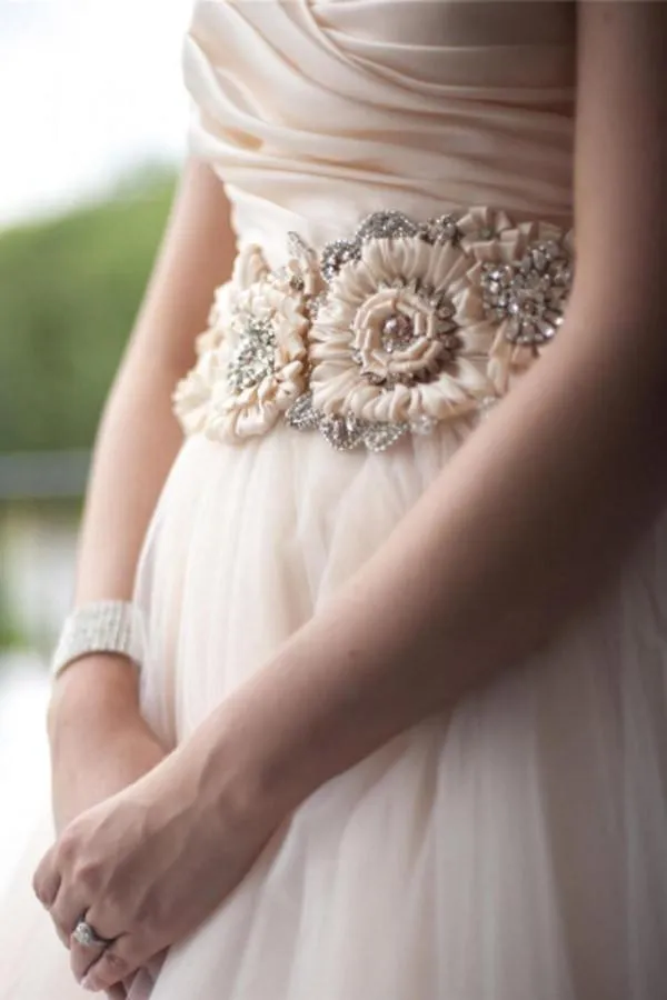Sweetheart Strapless Flowers Beach Wedding Dress With Court Train WD092